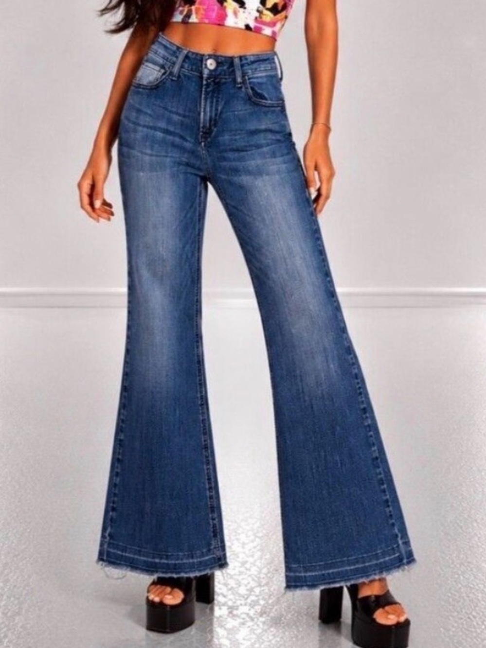 Ariat Denim Trouser Jeans Women’s 29S 29x29 Stretch Medium Wash Raw Hem EUC